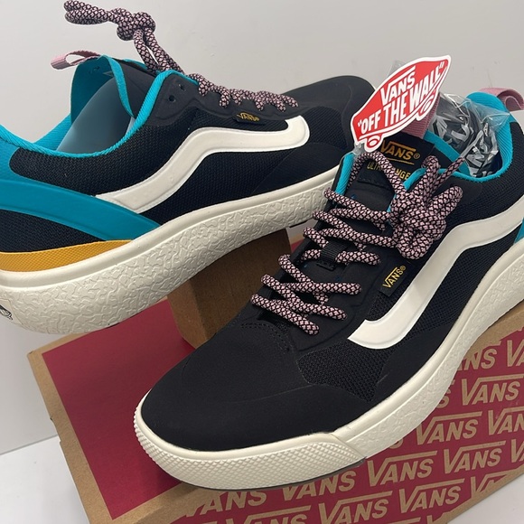 Vans WMNS Black and Blue Shoes Ultrarange Exo
Pop Color Black/Multi
VN0A4U1KB - Picture 11 of 16